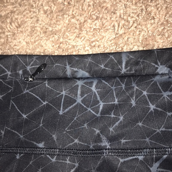 Lululemon leggings - Picture 6 of 7